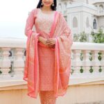 Hybec Designer Women's Cotton Blend Printed Straight kurta Pant and Dupatta Set (Pink)